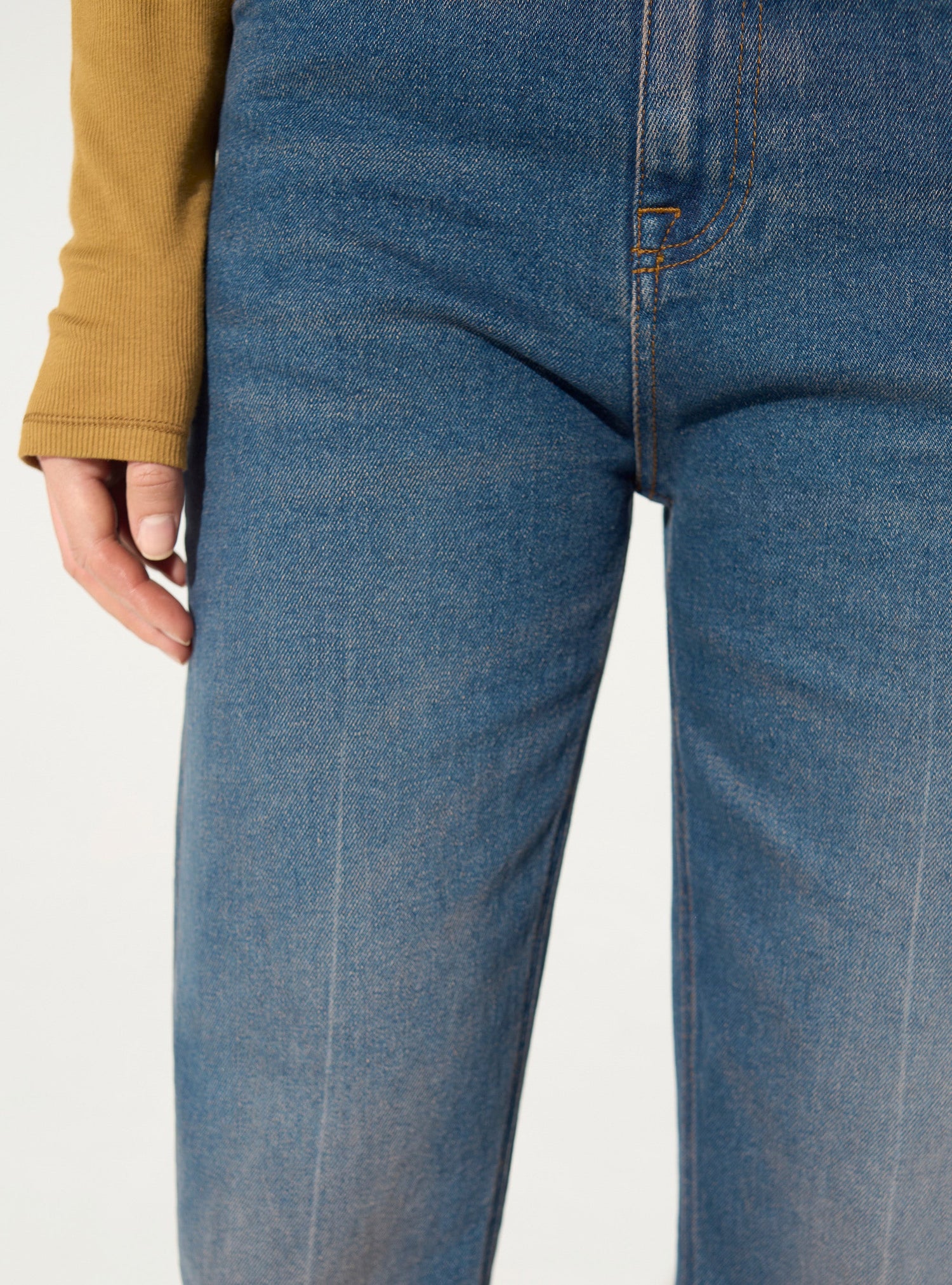 Blue cotton flared jeans