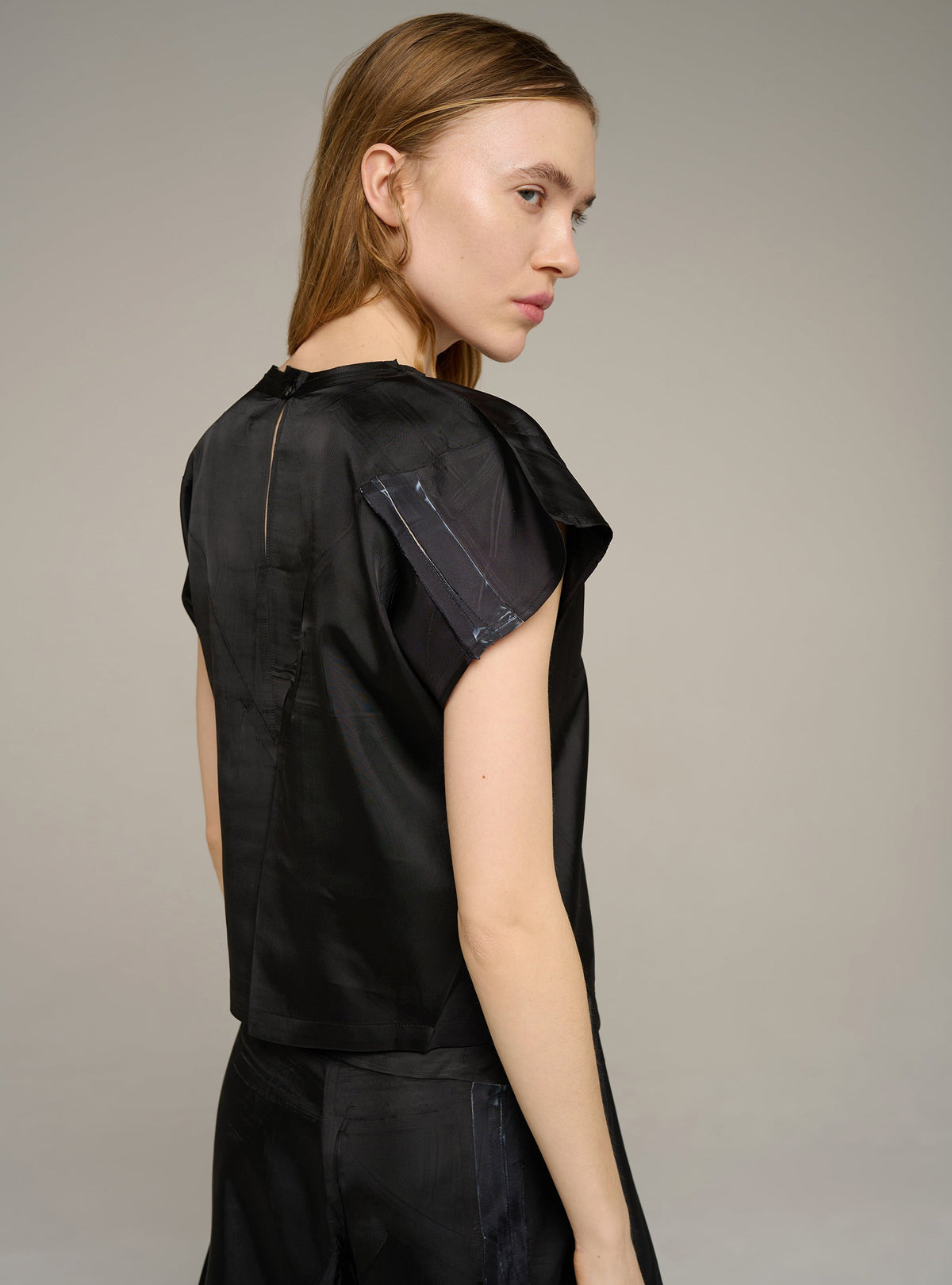 Cotélac Printed sleeveless straight blouse