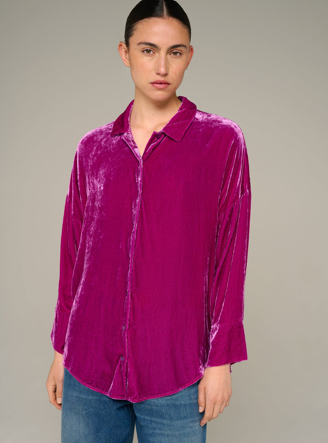 Cotélac Oversized long-sleeve viscose velvet shirt